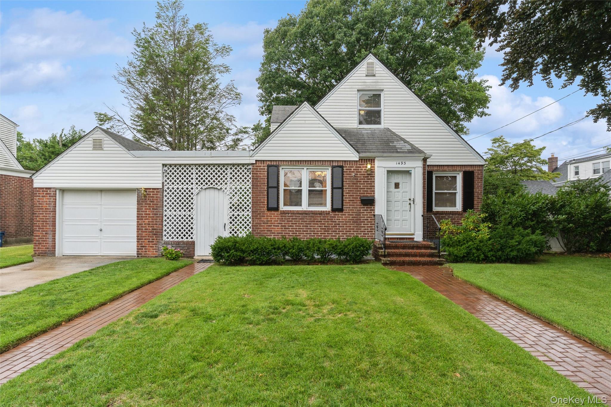 1493 New Hyde Park Drive – For Sale