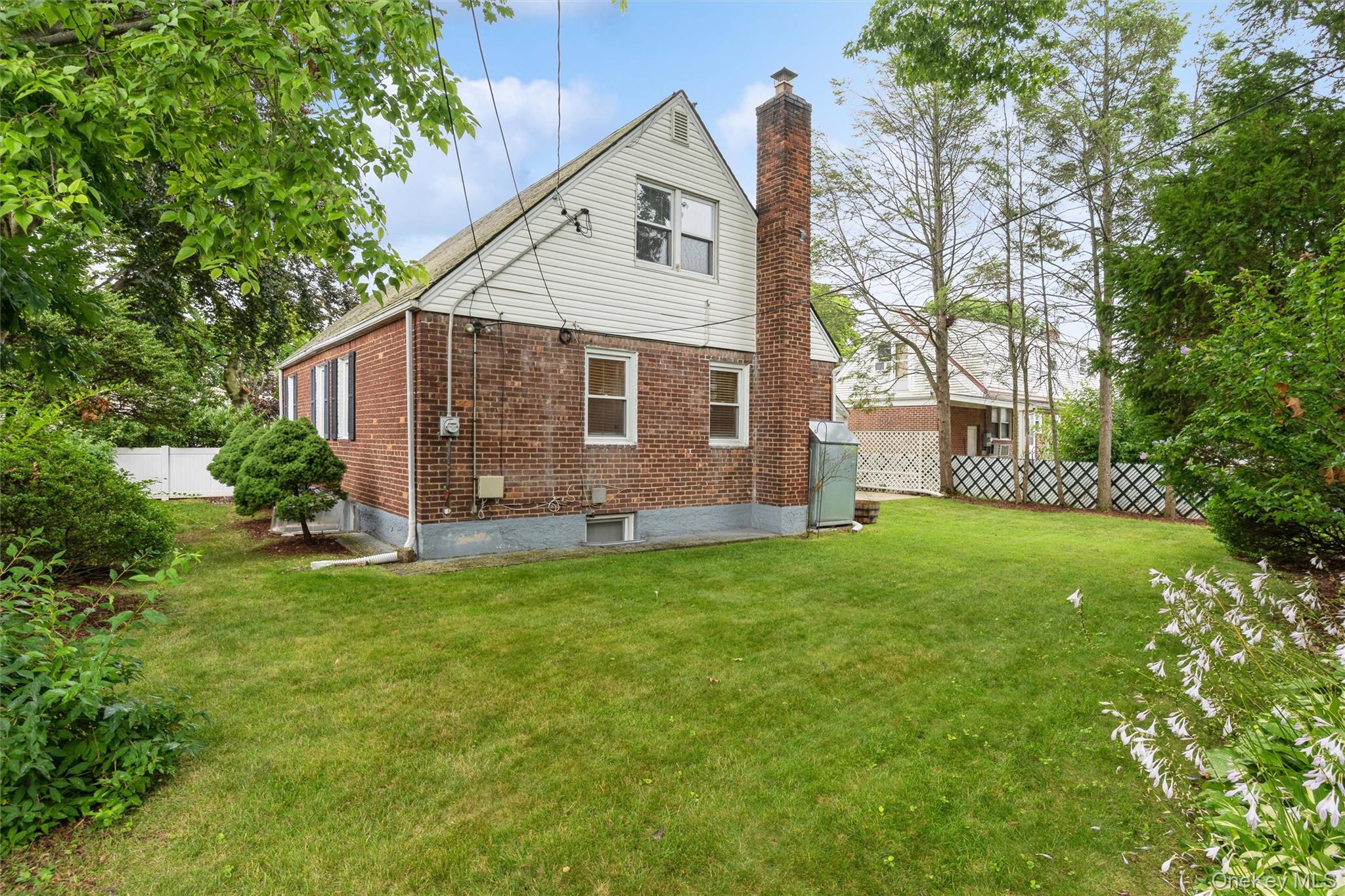 1493 New Hyde Park Drive – For Sale photo 22