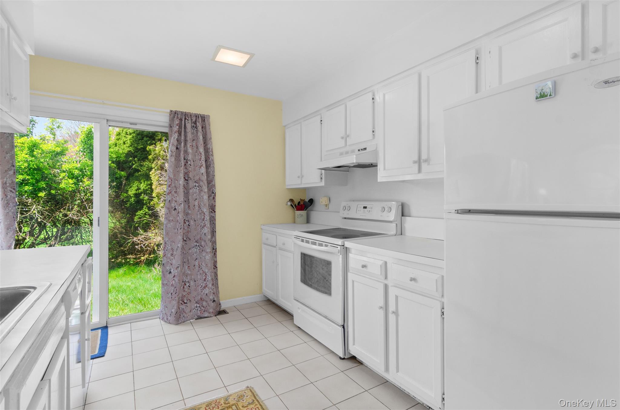 570 Hampton Road, Unit 31 photo 9
