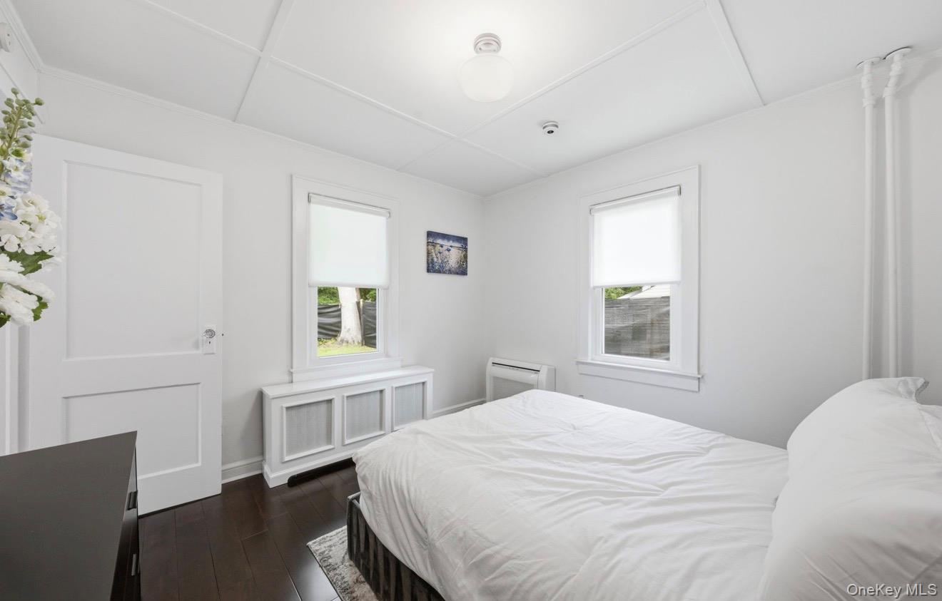 8 Rosewood Avenue – For Rent photo 18