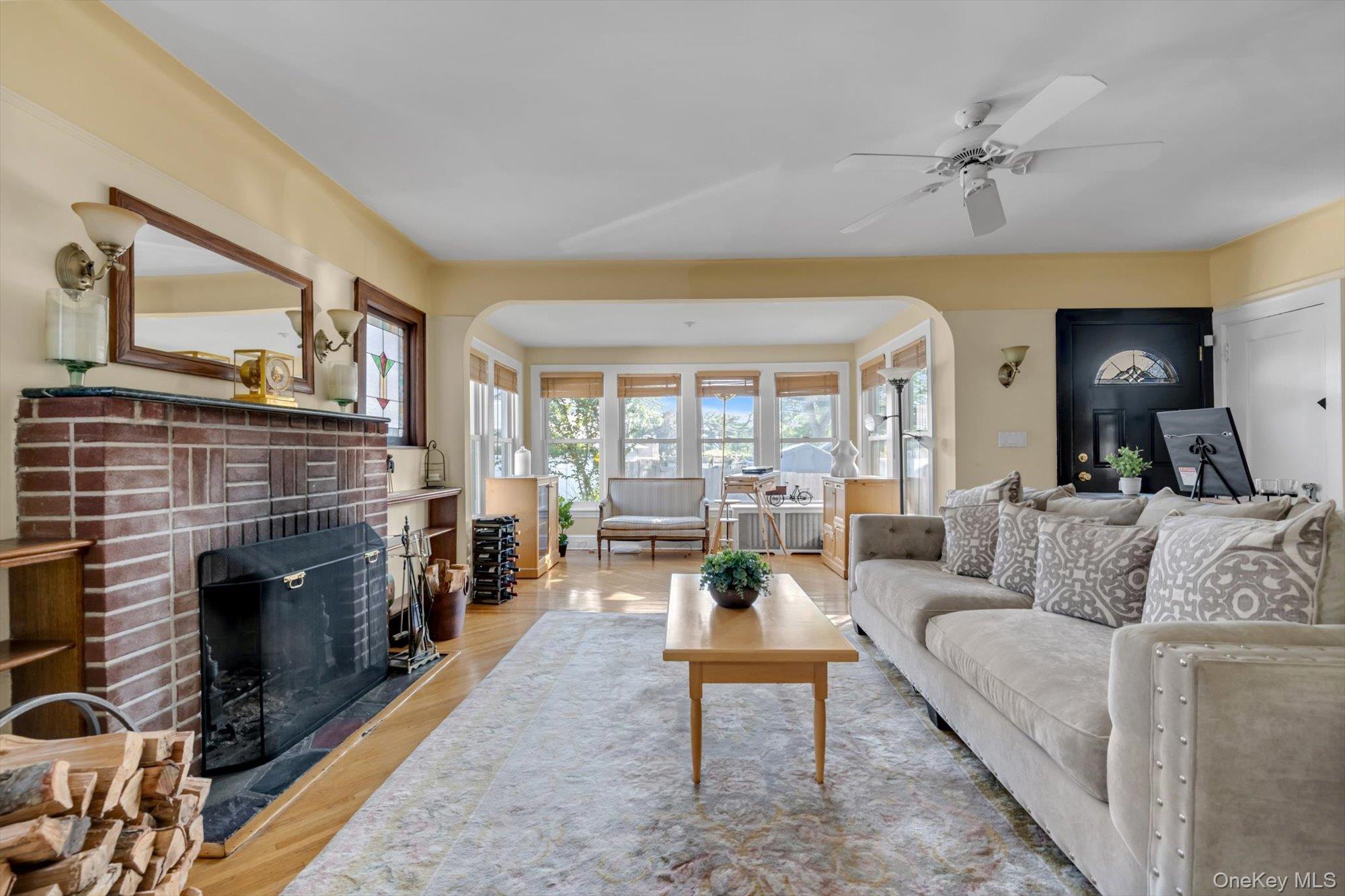 47-11 Belmont Road – For Sale photo 2
