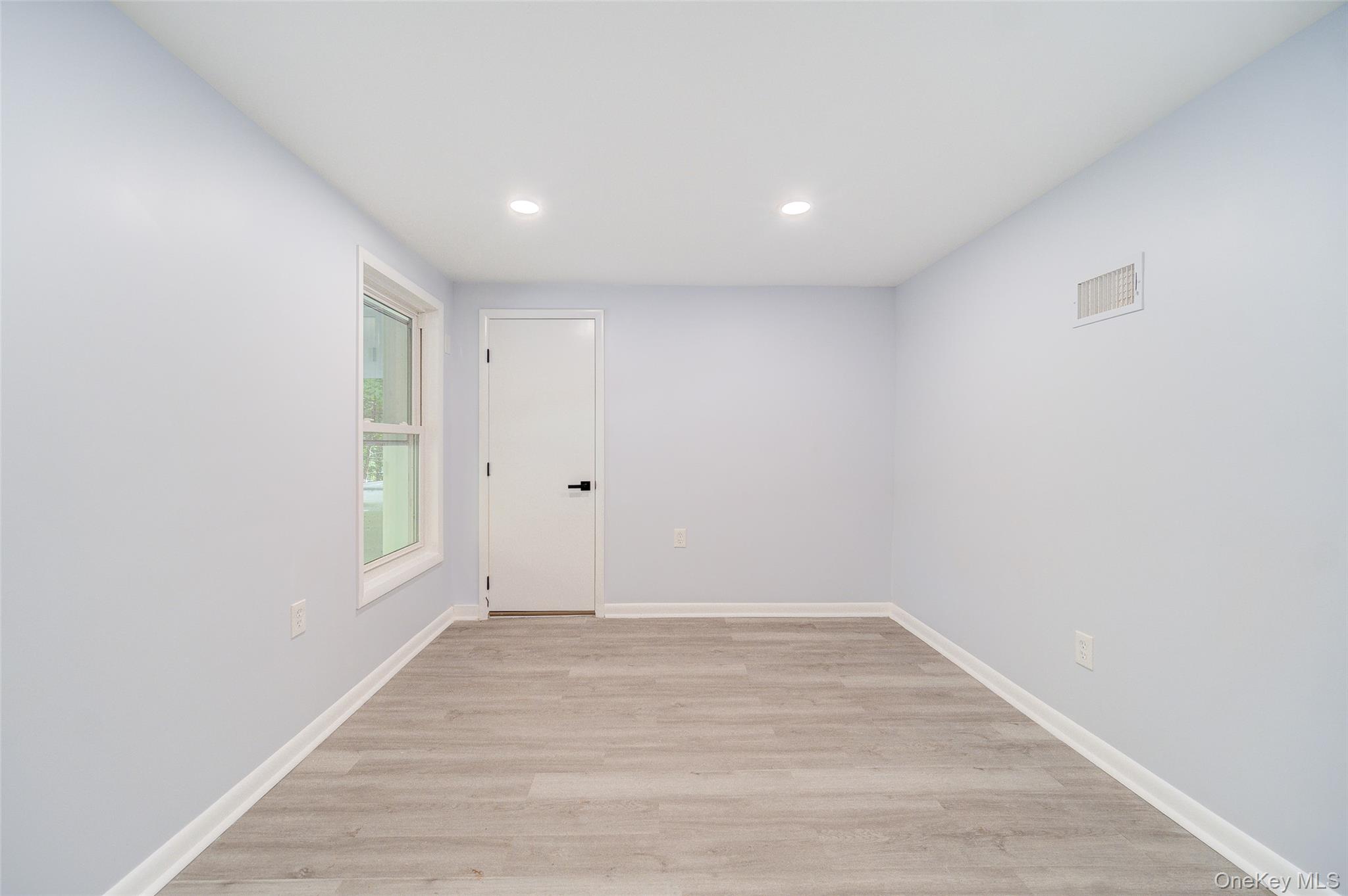 219 Benedict Road – For Sale photo 32