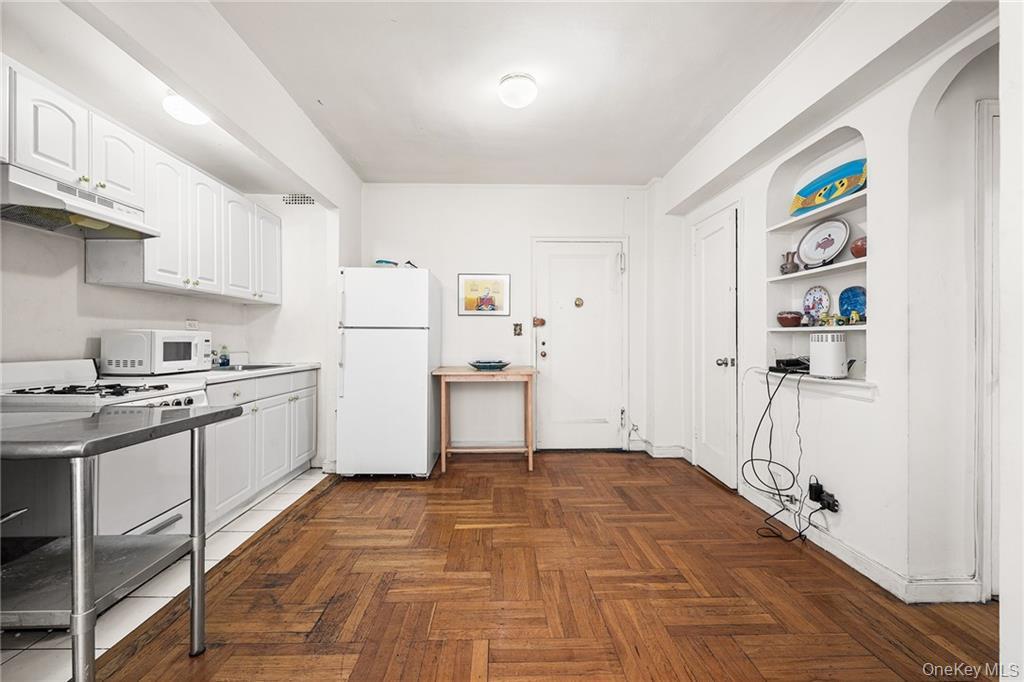 3015 Riverdale Avenue, Unit 5F photo 12