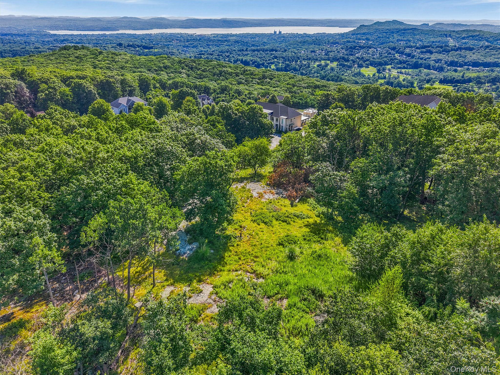 29 High Mountain Road – For Sale photo 15