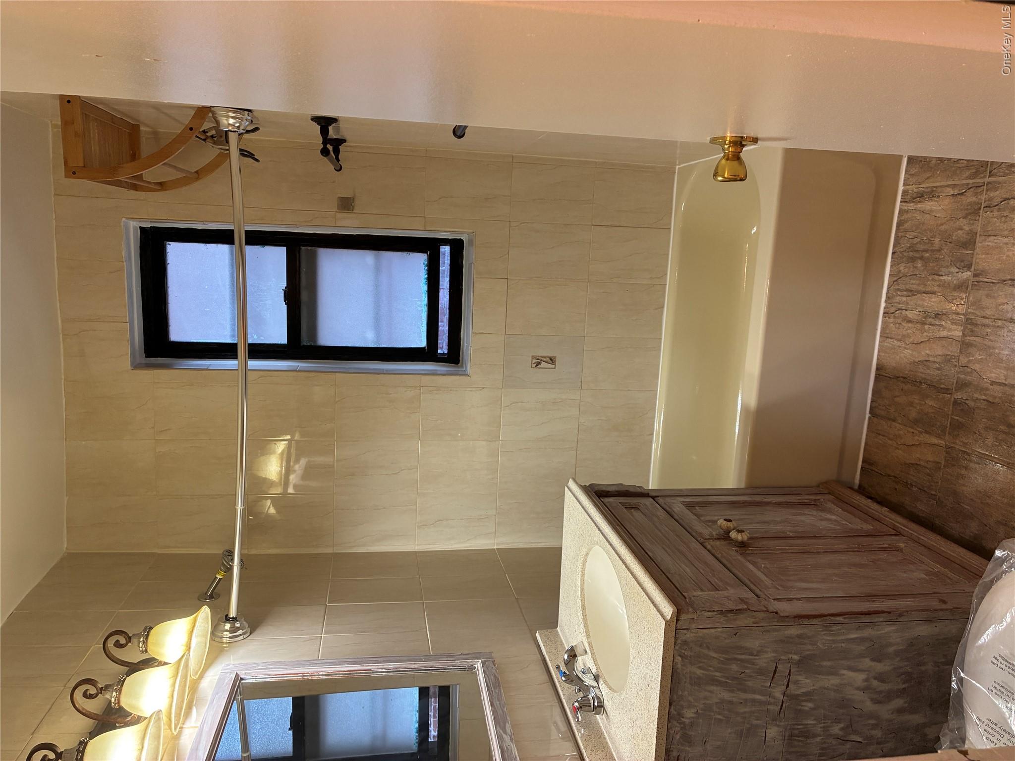 2866 Marion Avenue, Unit 3D photo 2