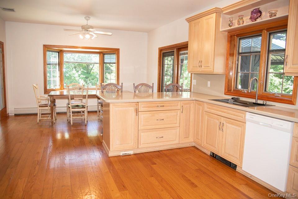 4 Hauser Terrace – For Sale photo 10
