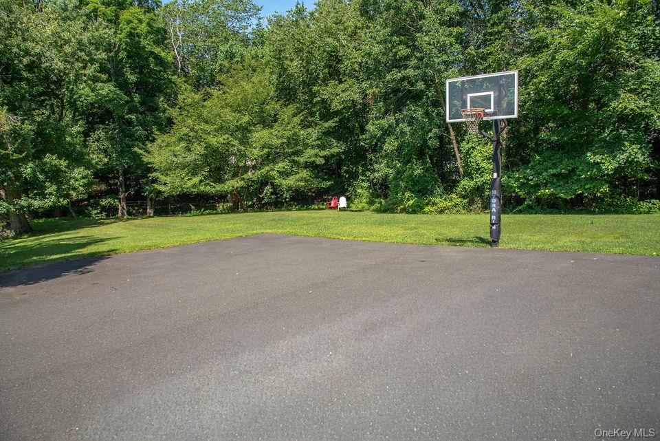 4 Hauser Terrace – For Sale photo 31
