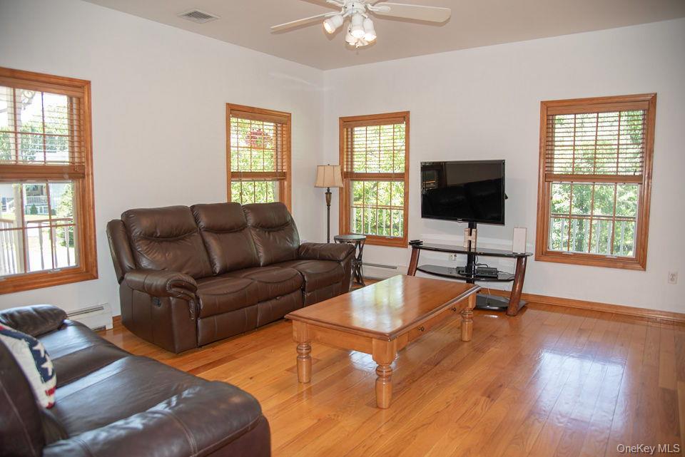 4 Hauser Terrace – For Sale photo 12