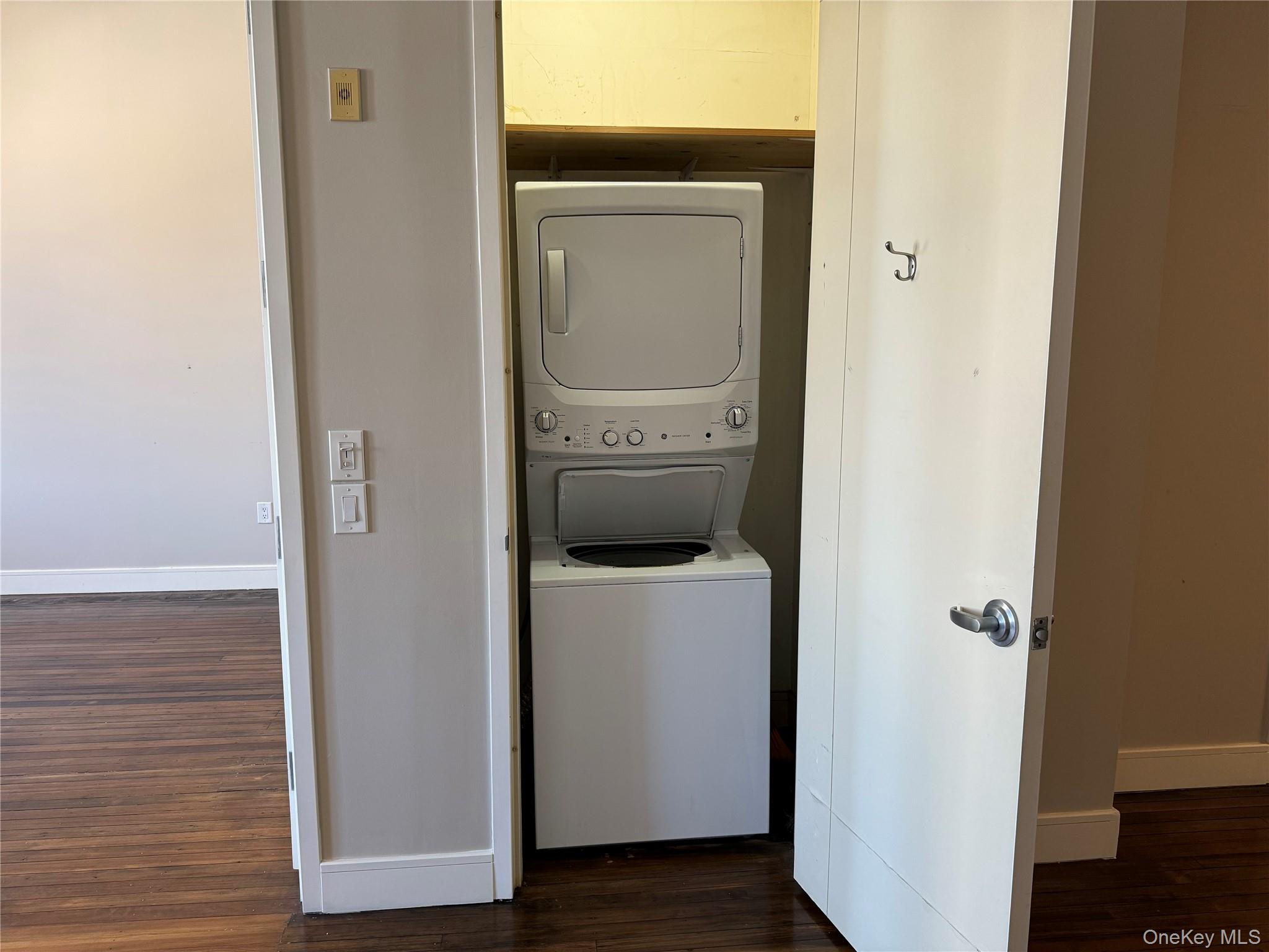 25 Leroy Place, Unit 405 photo 11