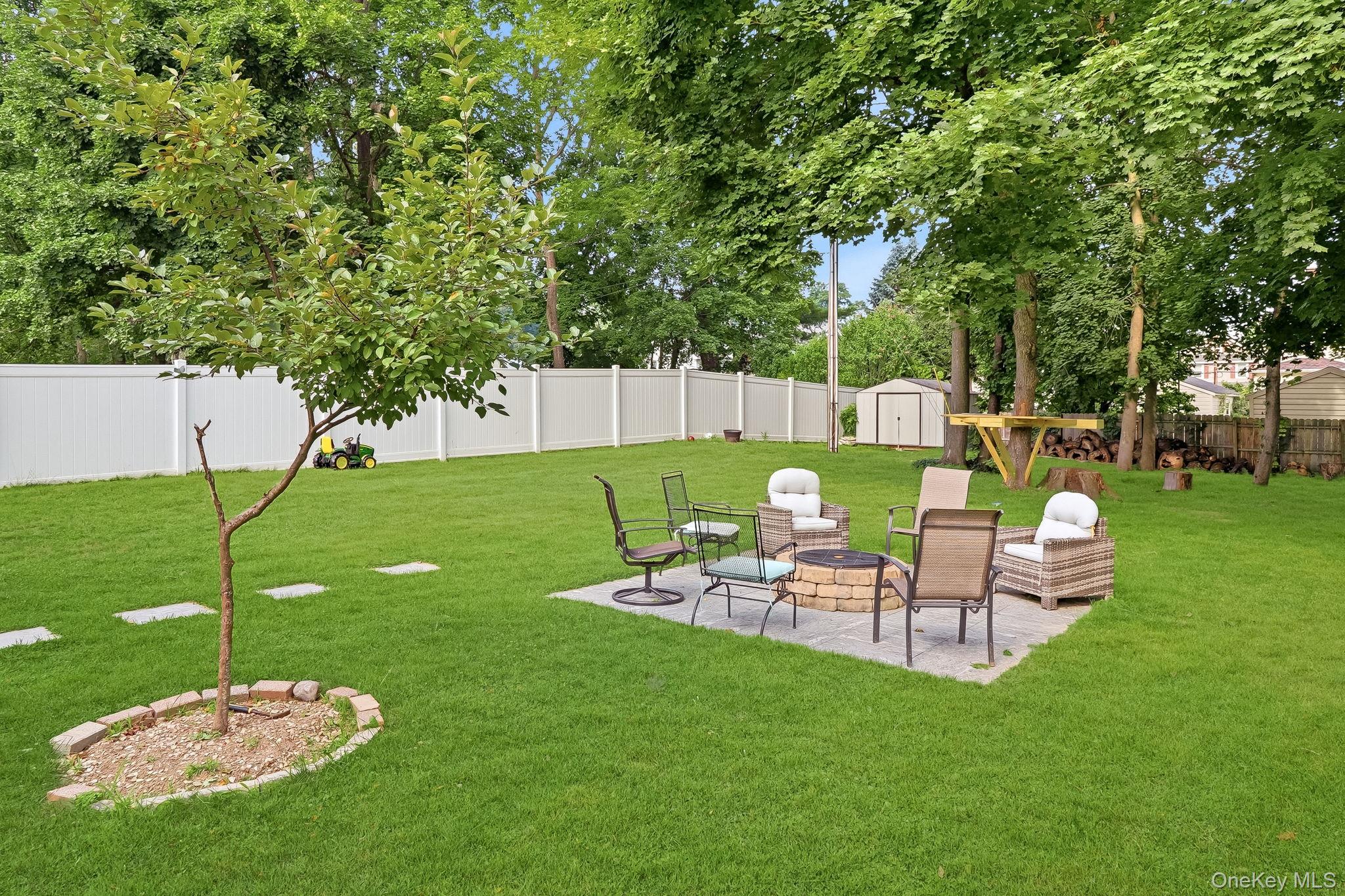 24 Whittier Boulevard – For Sale photo 34