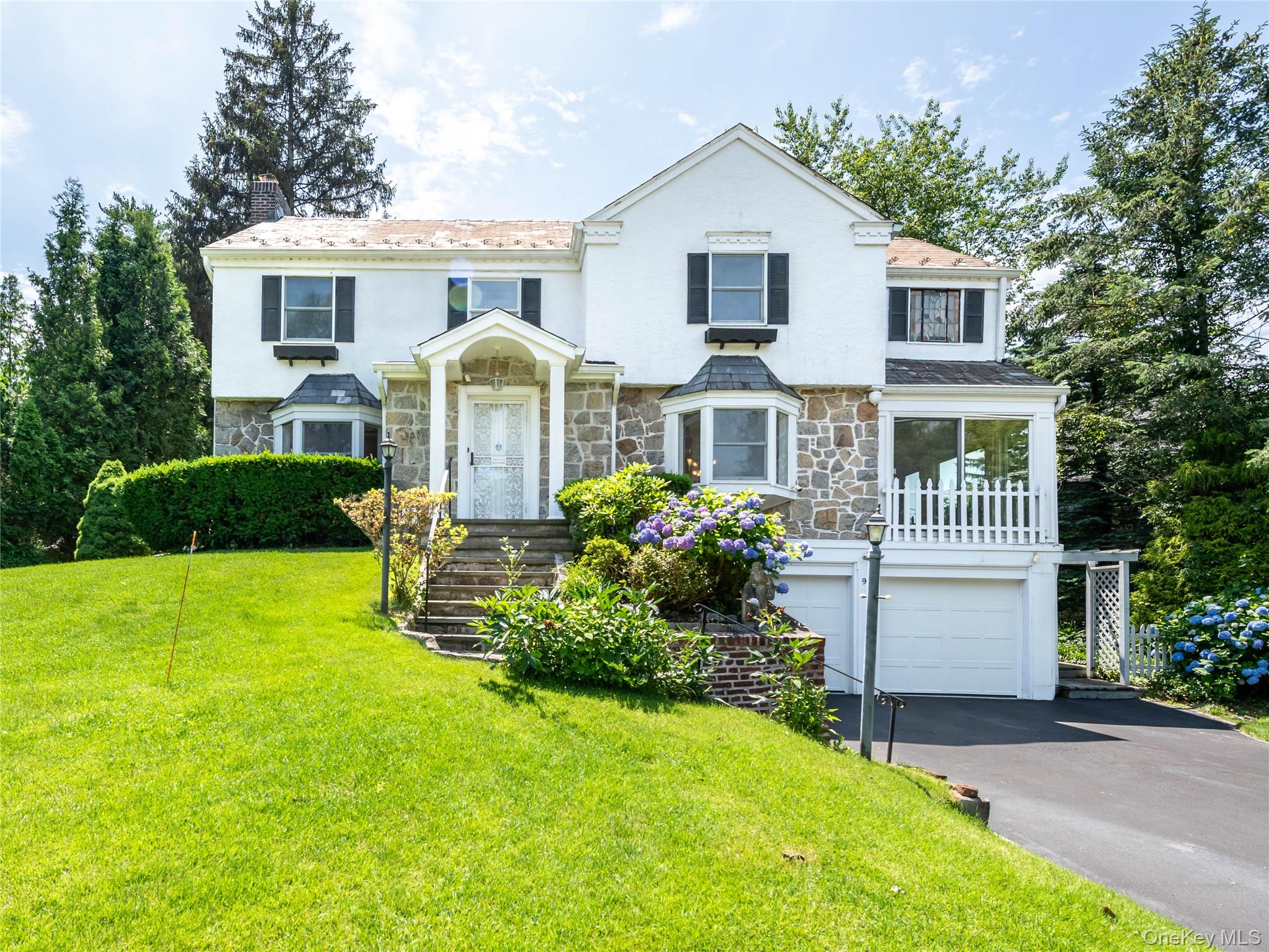 91 Pickwick Road – For Rent