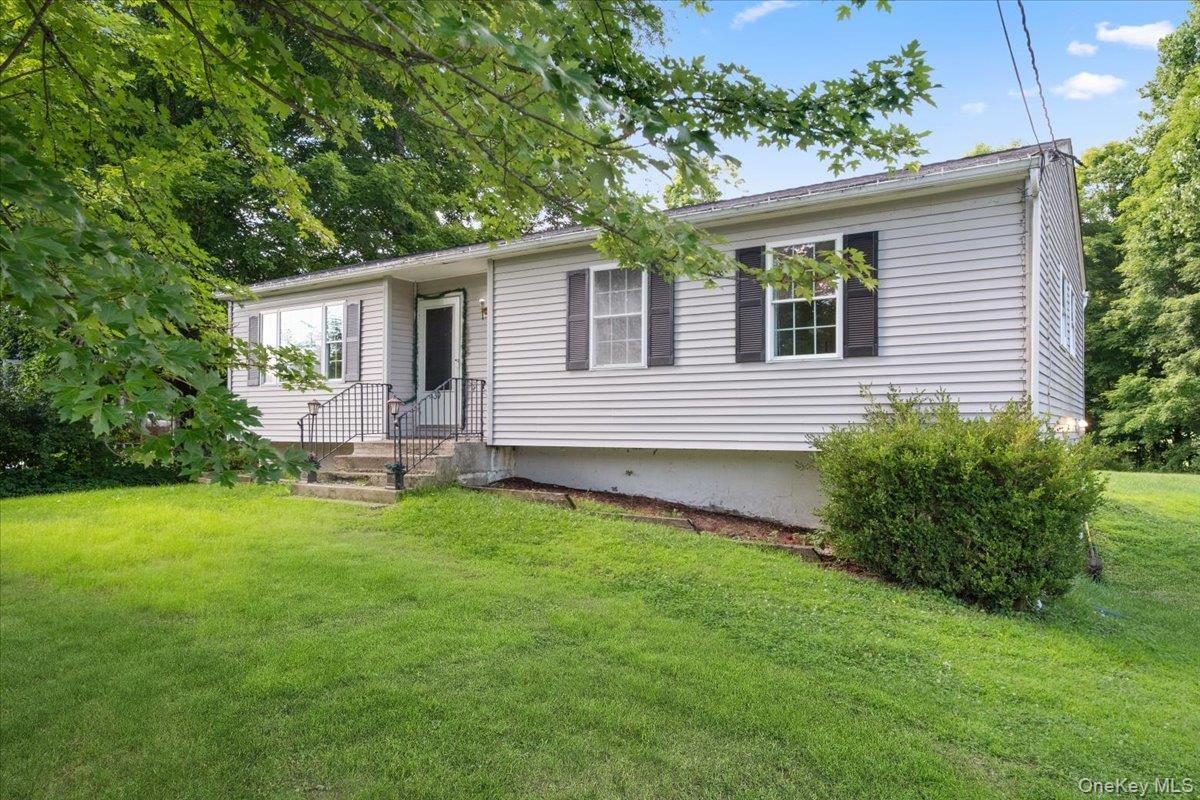 39 N Farm Drive – For Sale