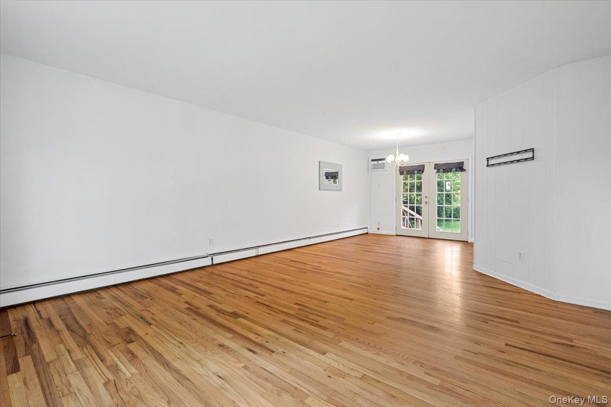 39 N Farm Drive – For Sale photo 12
