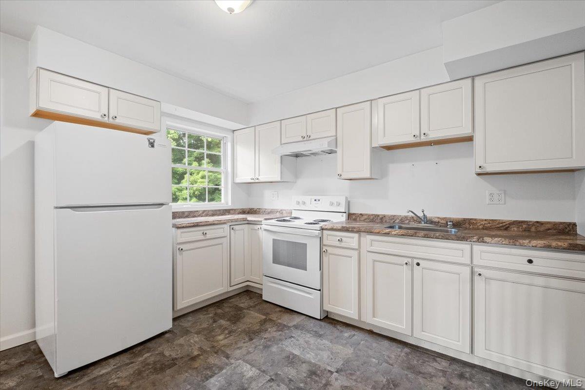 39 N Farm Drive – For Sale photo 17