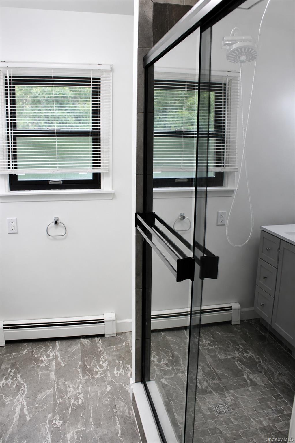 27 Stuart Drive – For Rent photo 9
