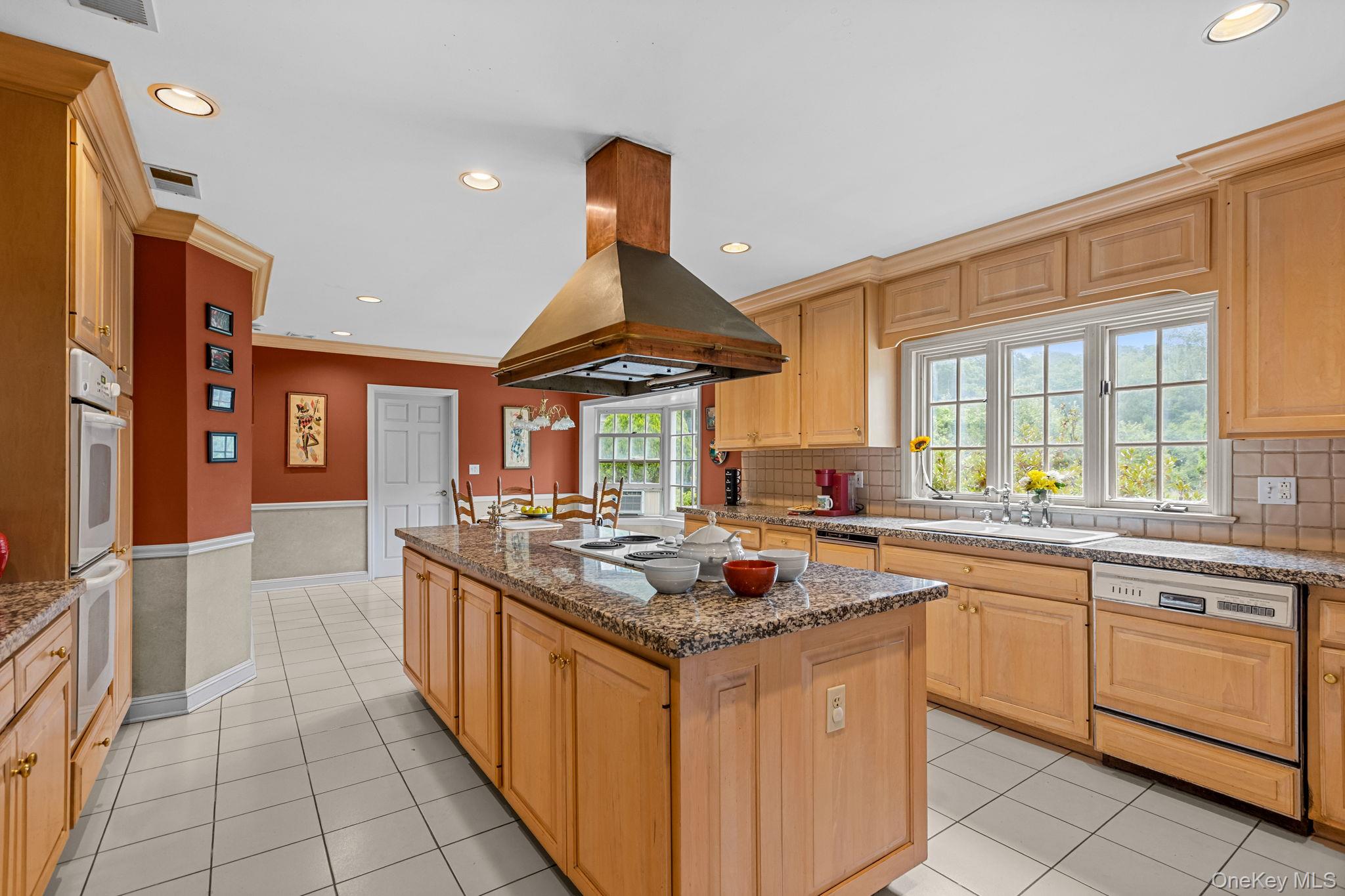 202 McManus Road N – For Sale photo 14