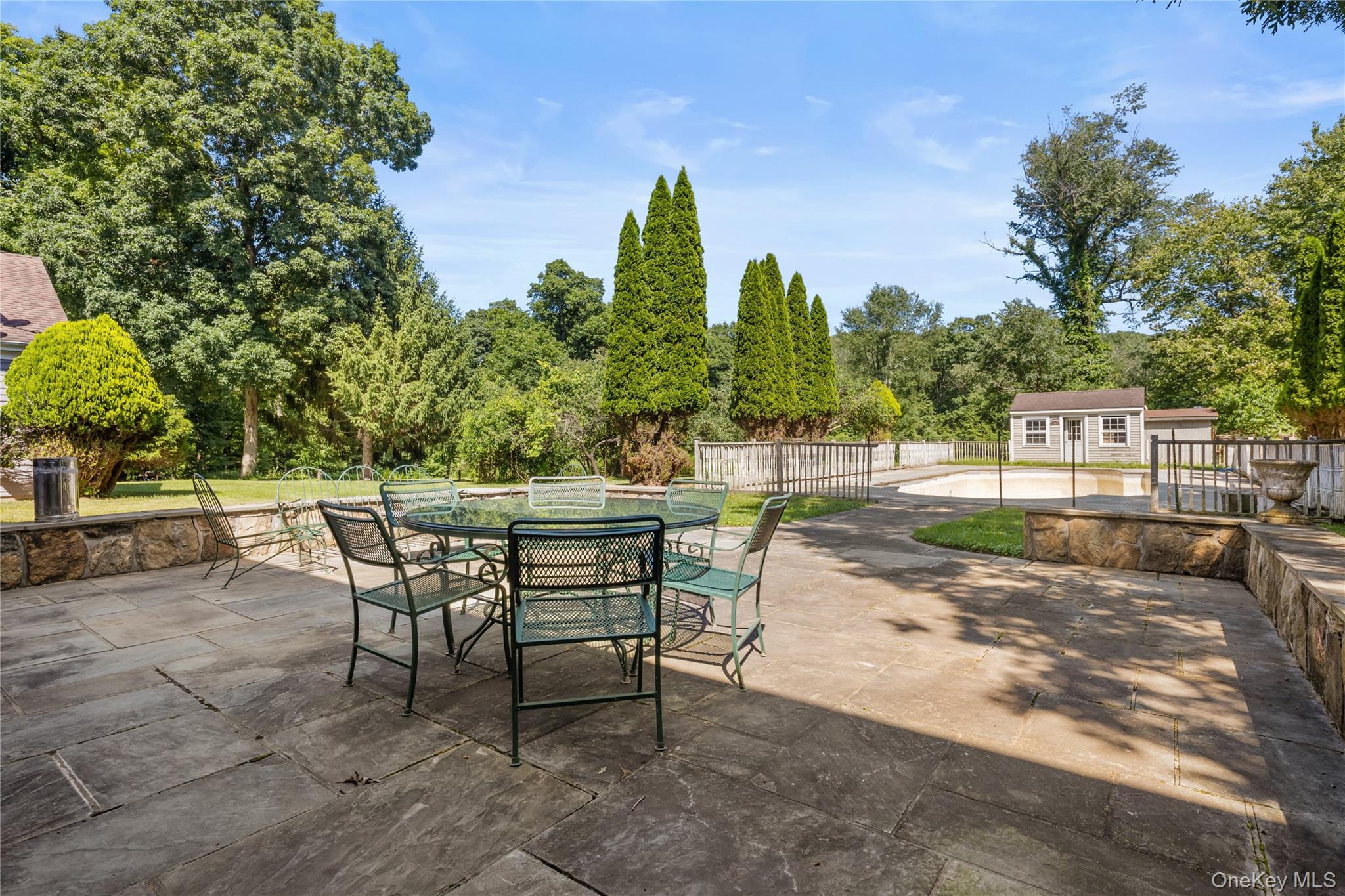202 McManus Road N – For Sale photo 13