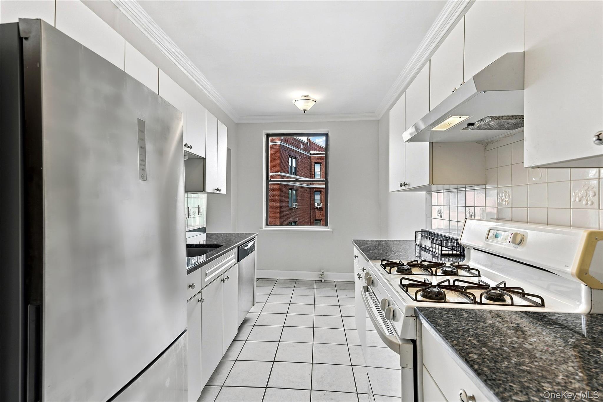 11 Alden Road, Unit 5L photo 9