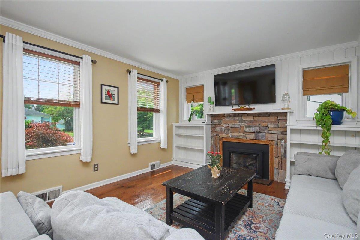 9 Mansion Drive – For Sale photo 9