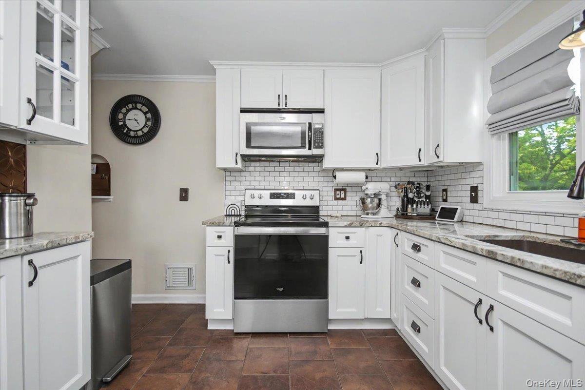 9 Mansion Drive – For Sale photo 18