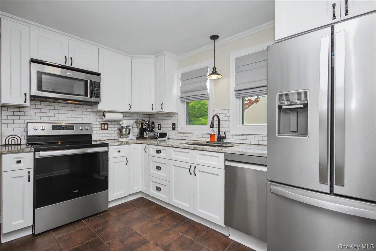 9 Mansion Drive – For Sale photo 17