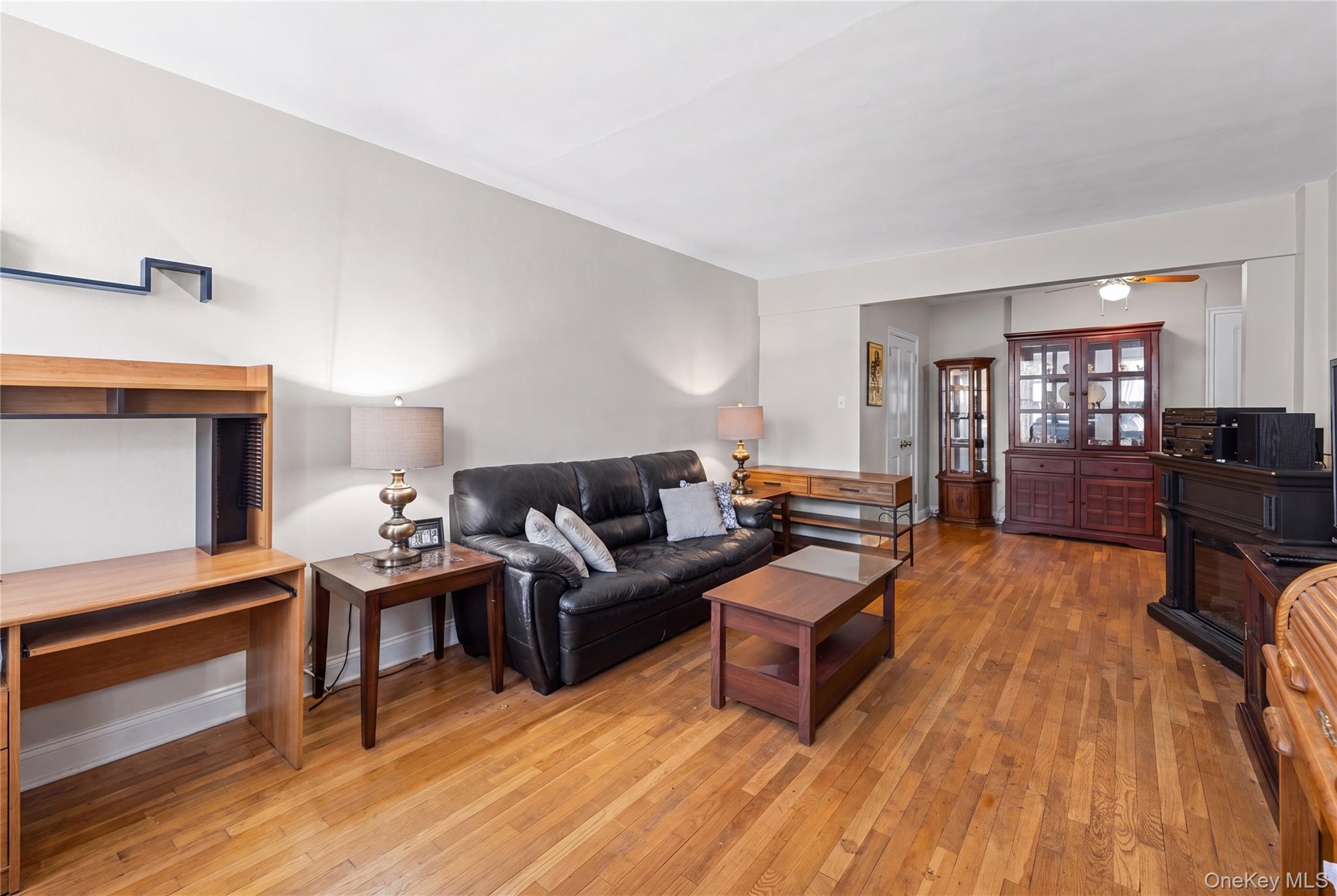 3105 Avenue V, Unit 5A photo 3