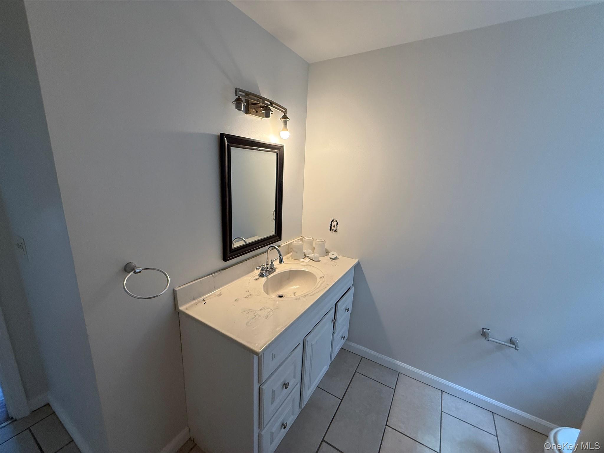 24 Wood Street – For Rent photo 17