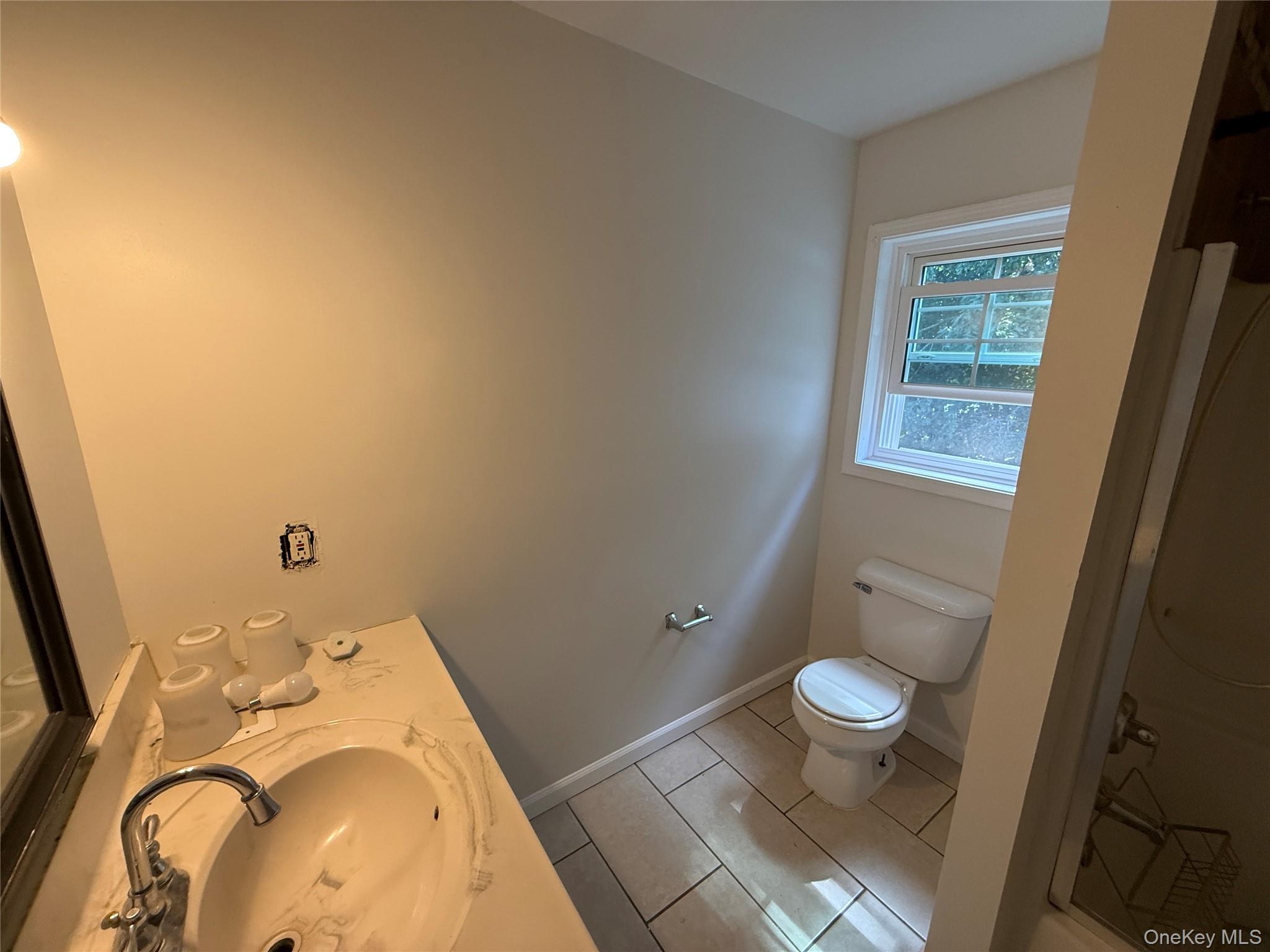 24 Wood Street – For Rent photo 15