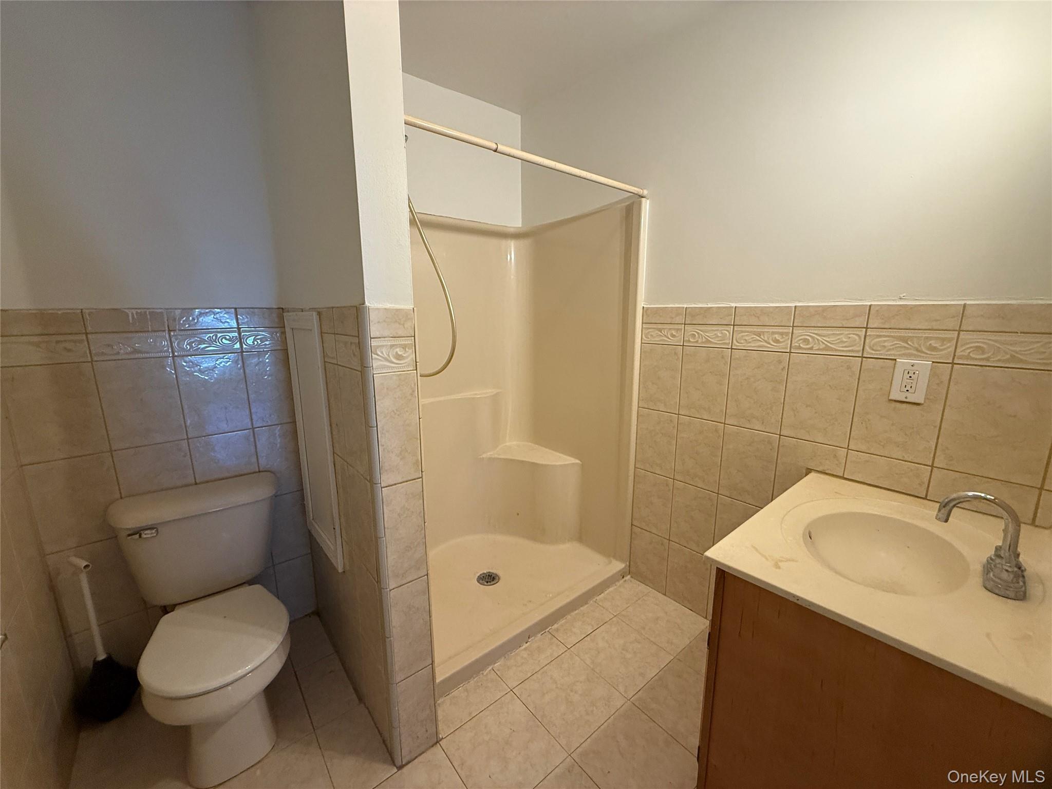 24 Wood Street – For Rent photo 14