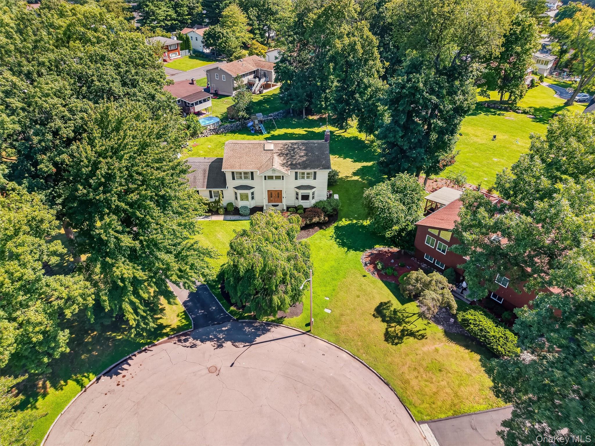 11 Allison Circle – For Sale photo 3