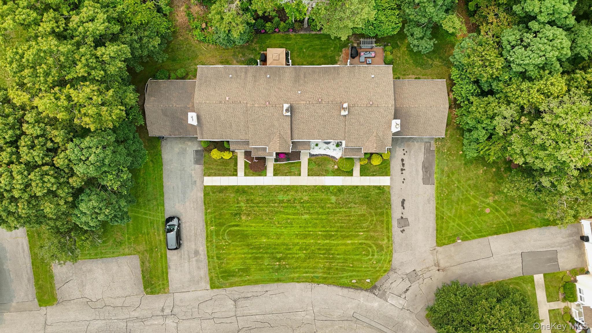 30 Jefferson – For Sale photo 2