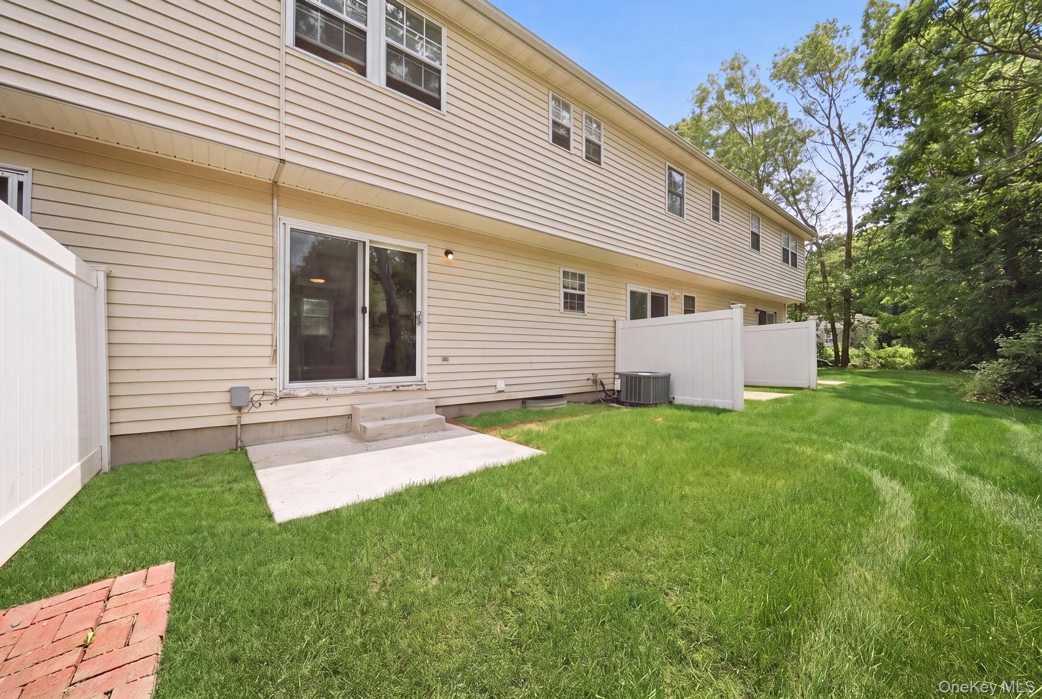 30 Jefferson – For Sale photo 15