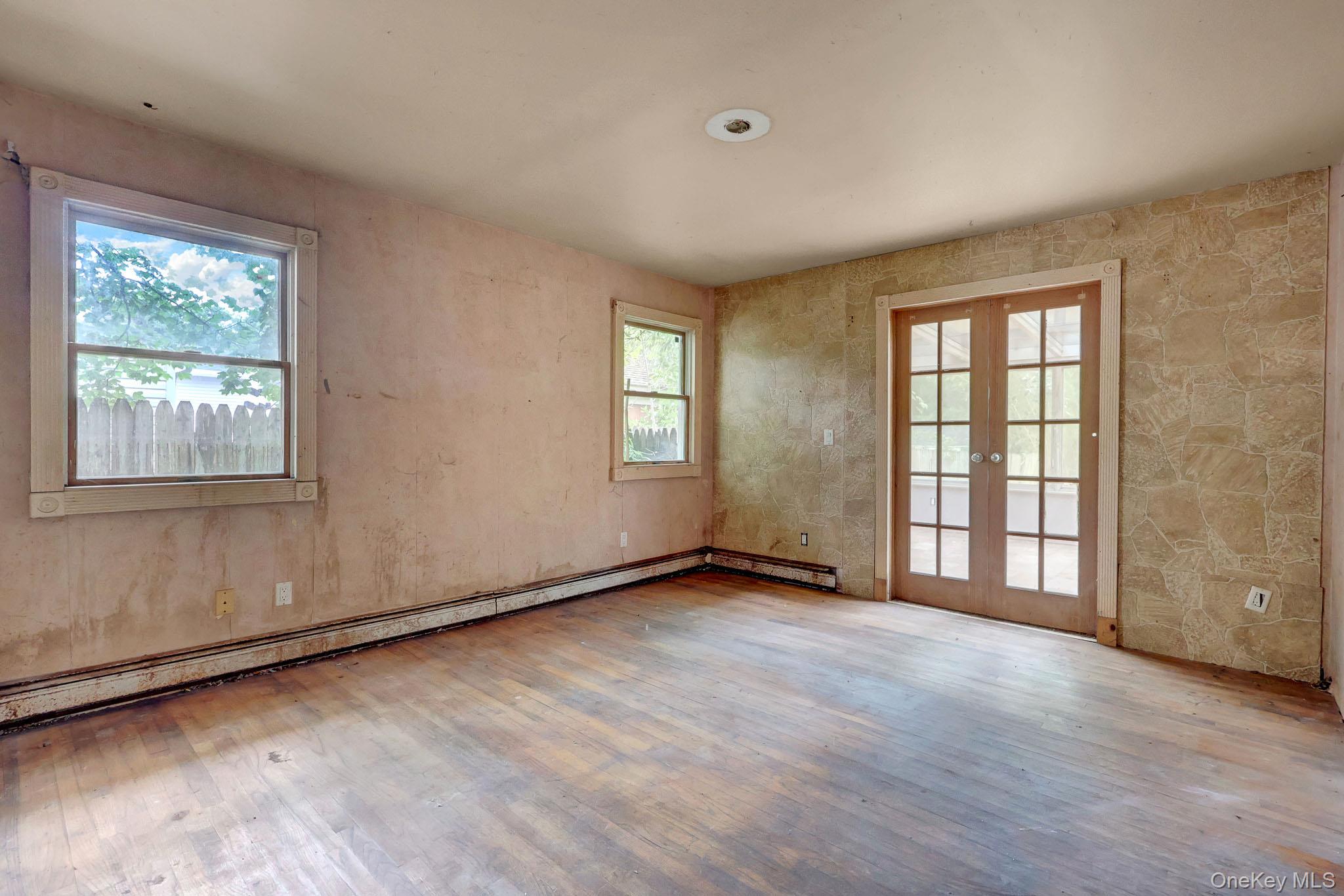 34 Thorburn Avenue – For Sale photo 13