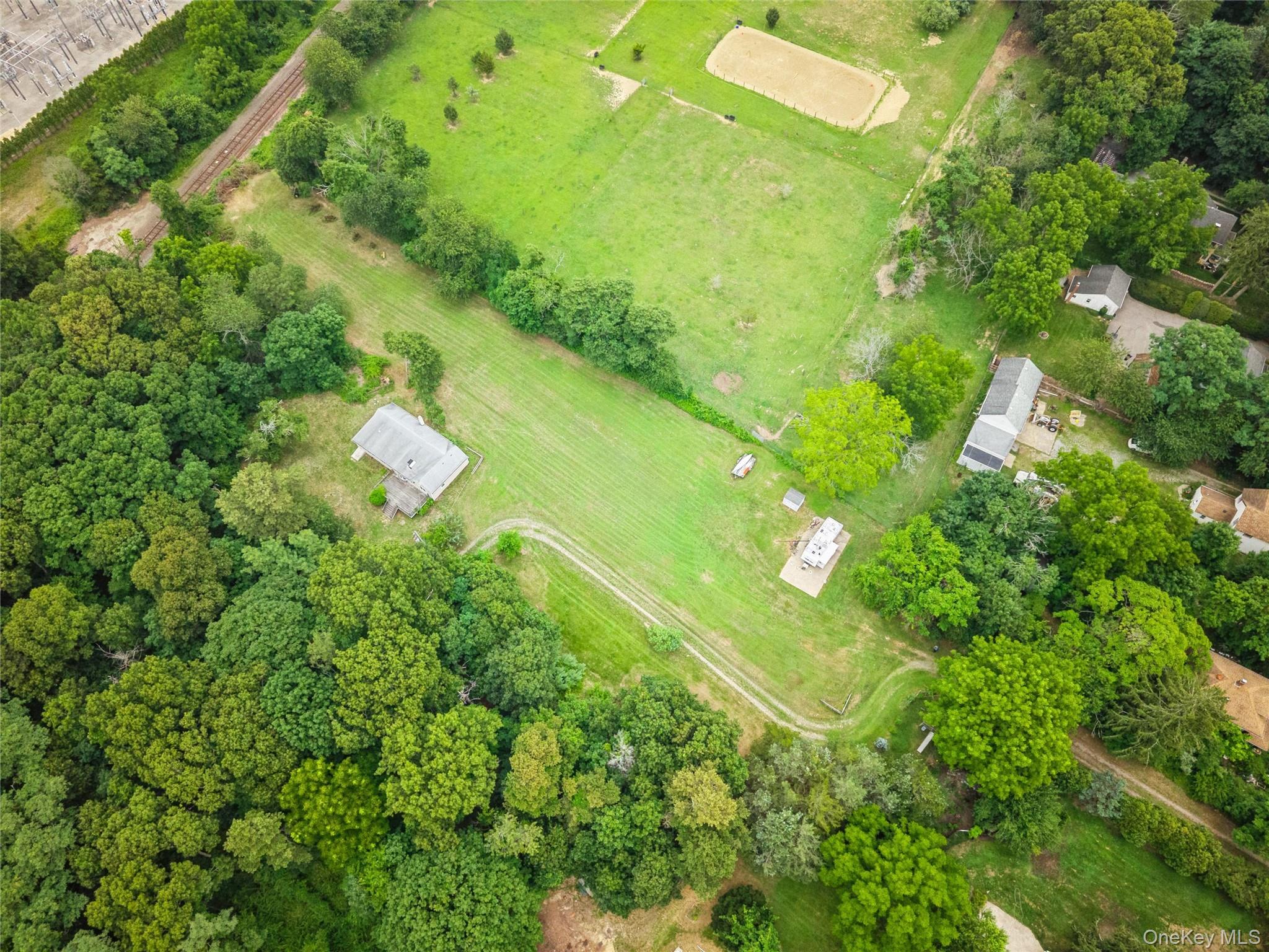 River Road – For Sale photo 5