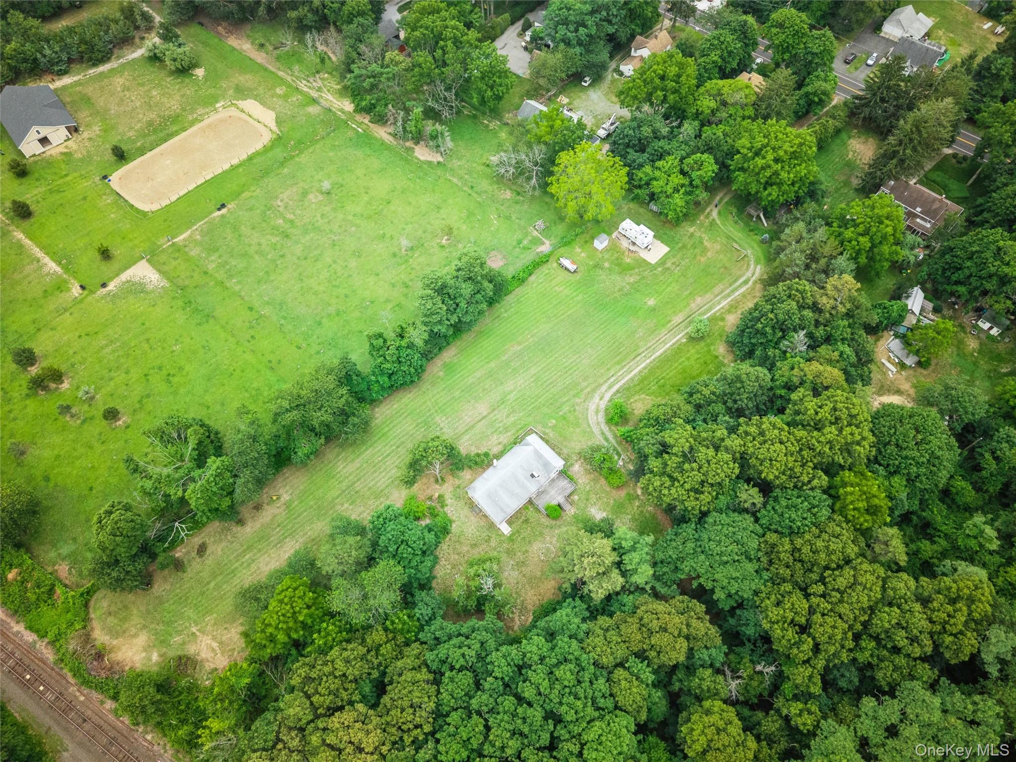 River Road – For Sale photo 4