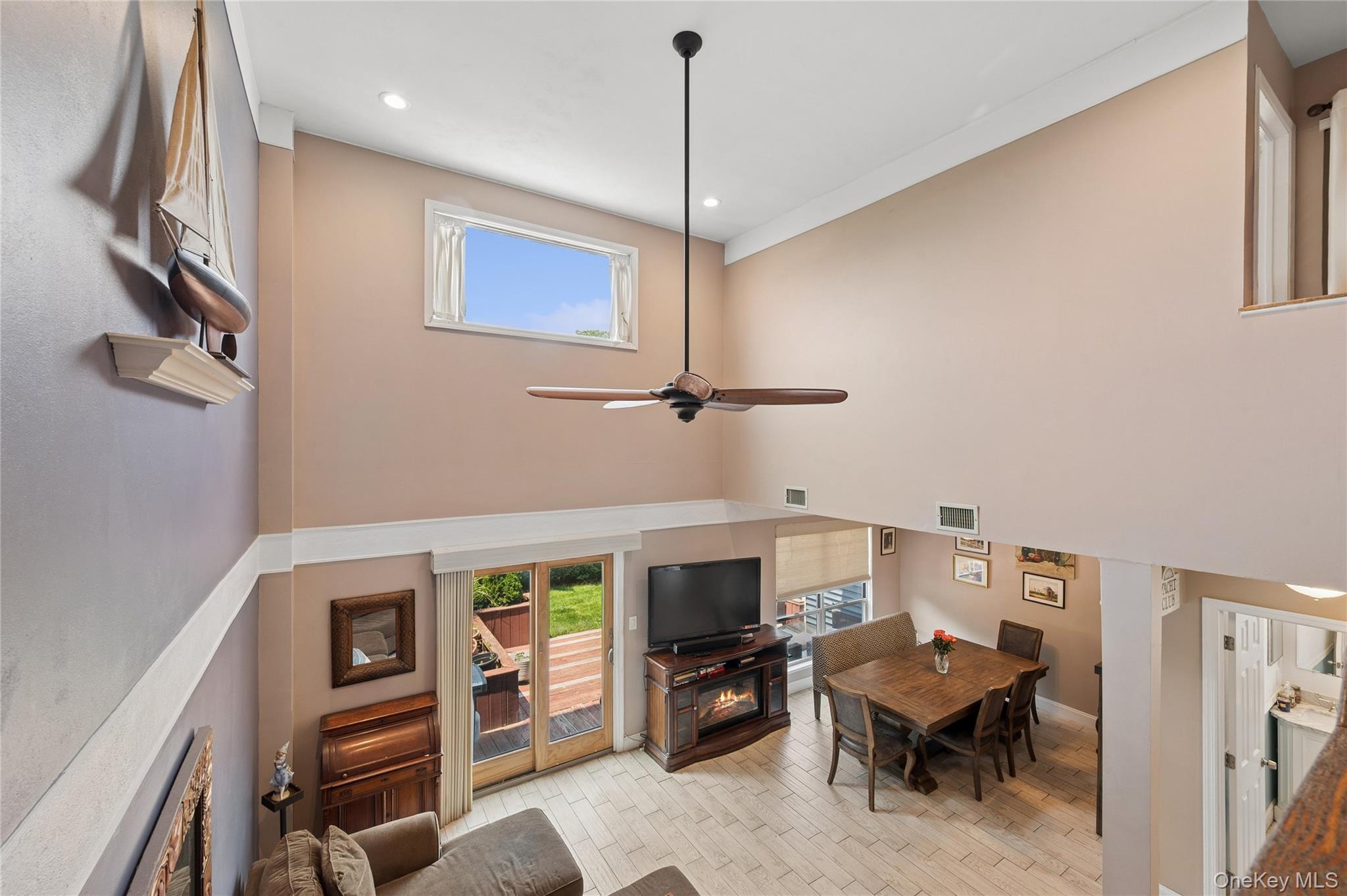 100 Baker Court, Unit 90 photo 9