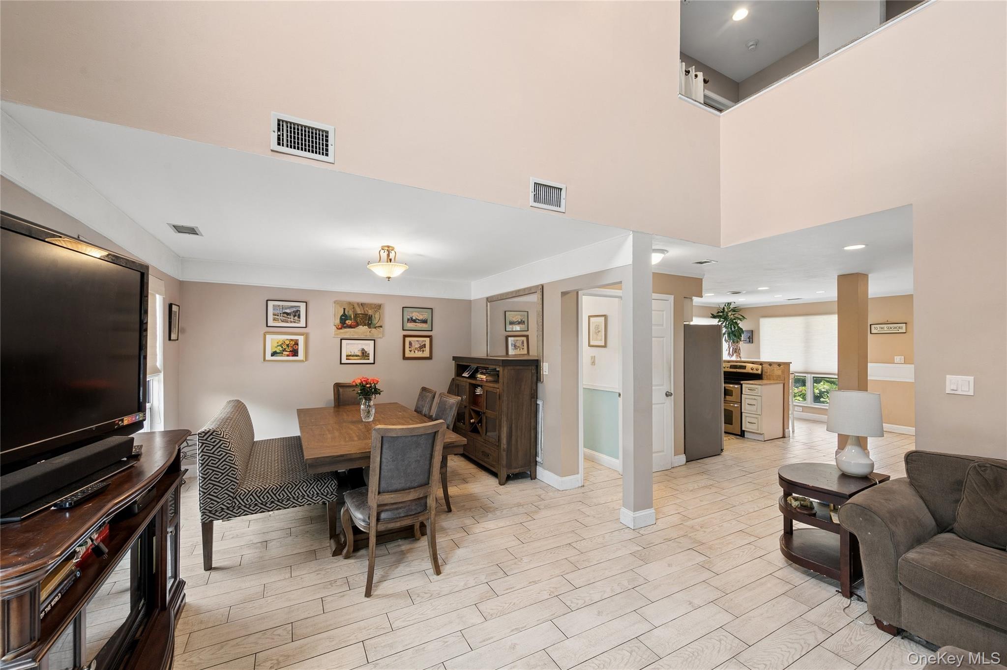 100 Baker Court, Unit 90 photo 7