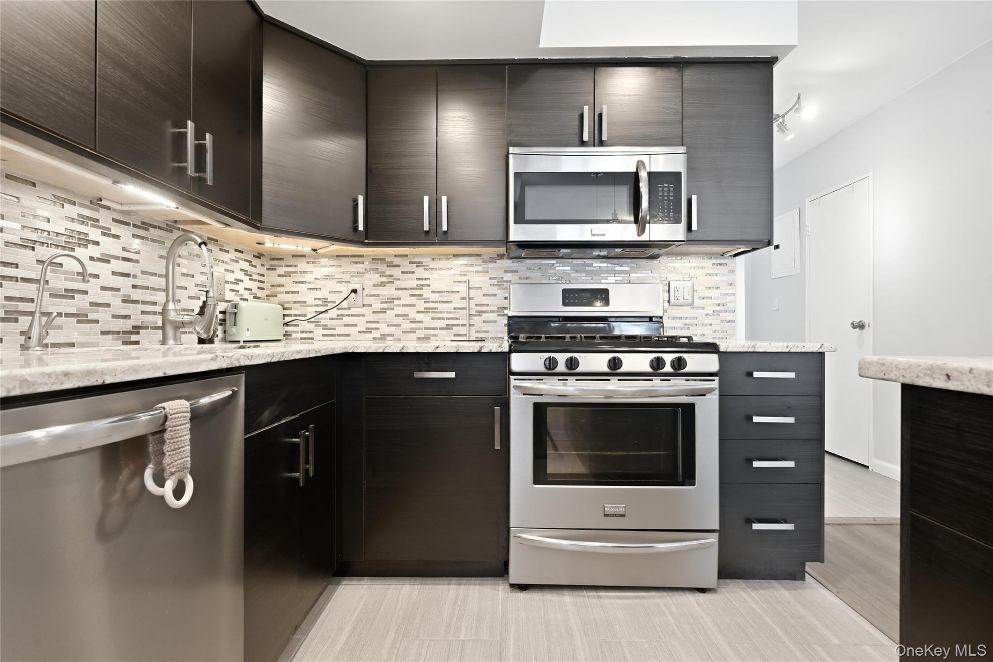 700 Shore Road, Unit 7P photo 5