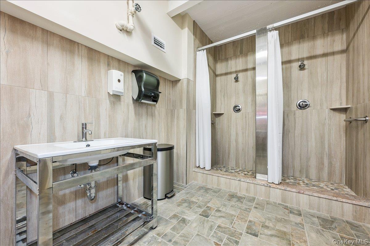700 Shore Road, Unit 7P photo 21