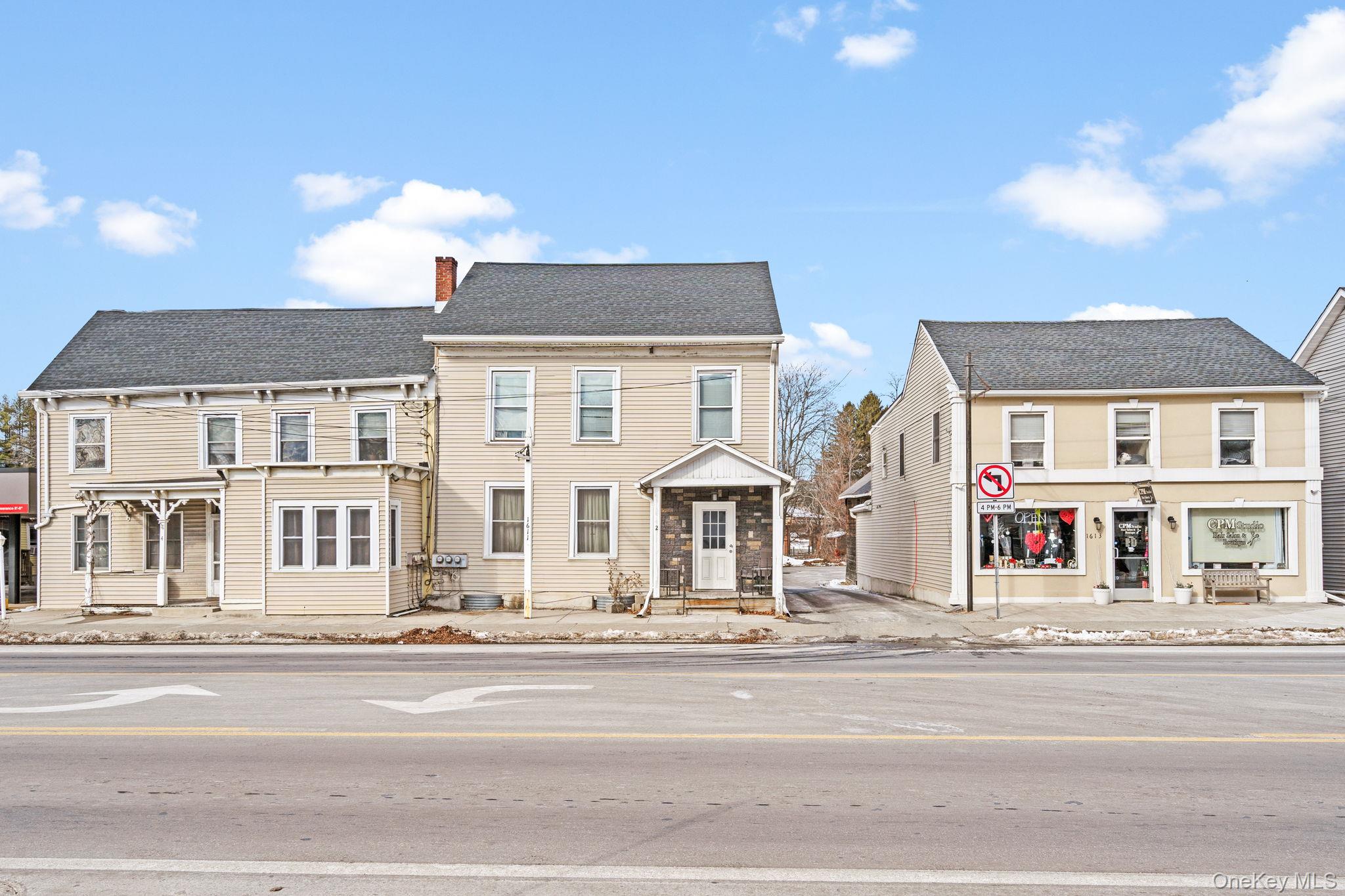 1611 Main Street – For Sale photo 2