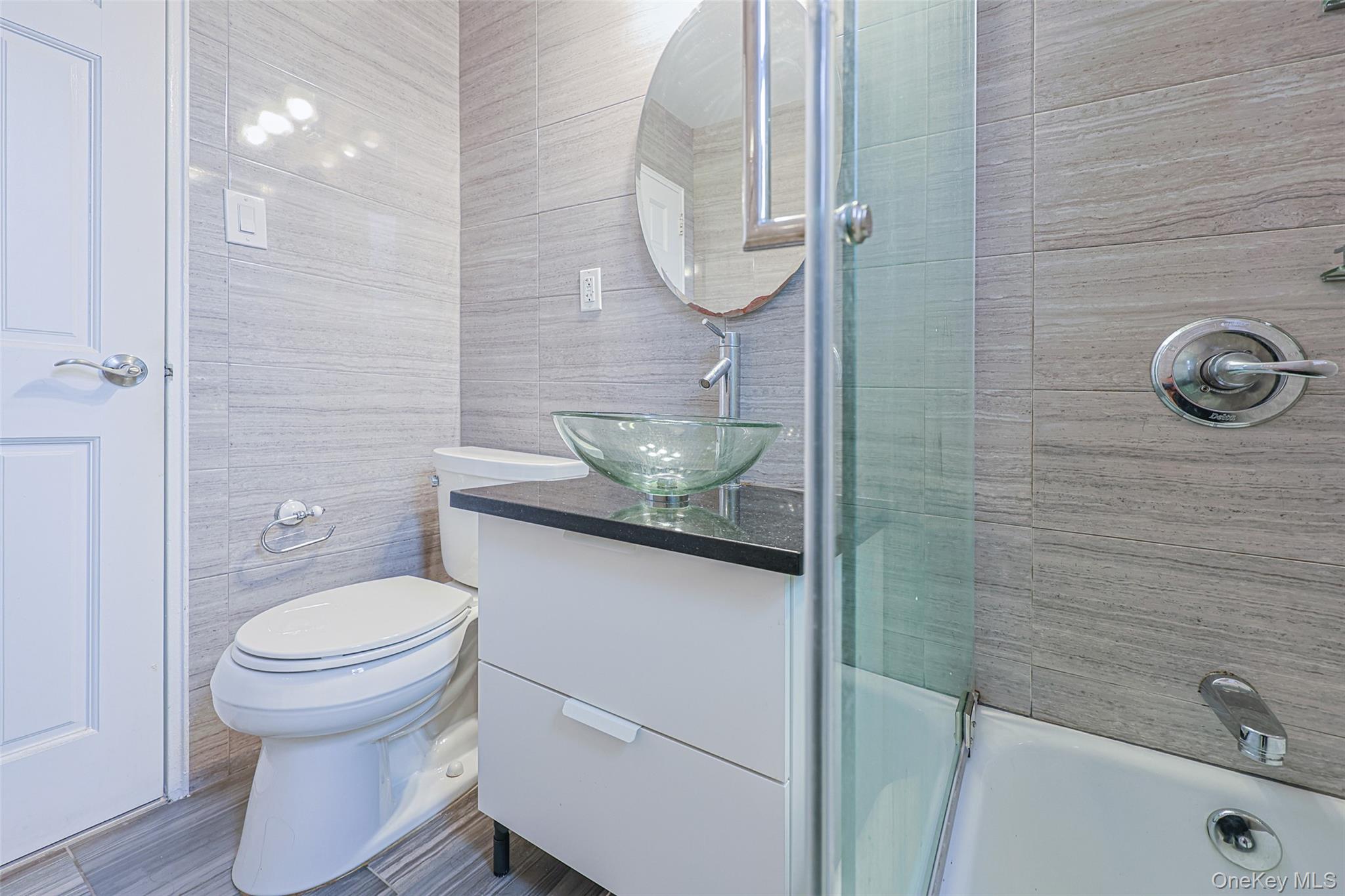 18-65 211th Street, Unit 5G photo 15