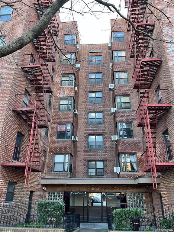 32-40 89th Street, Unit 611