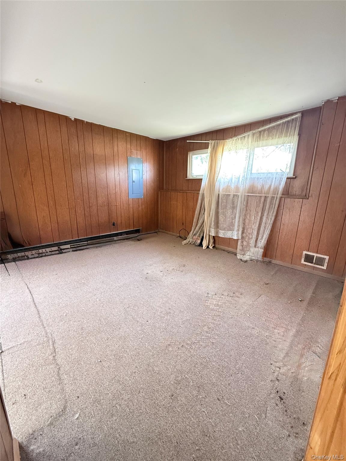 411 Mayflower Avenue – For Sale photo 17