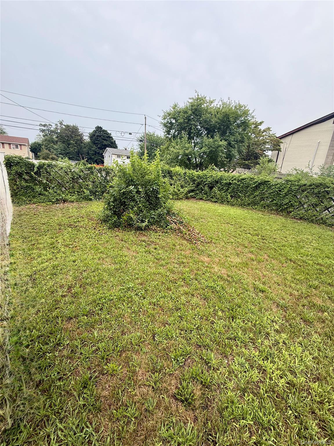411 Mayflower Avenue – For Sale photo 10
