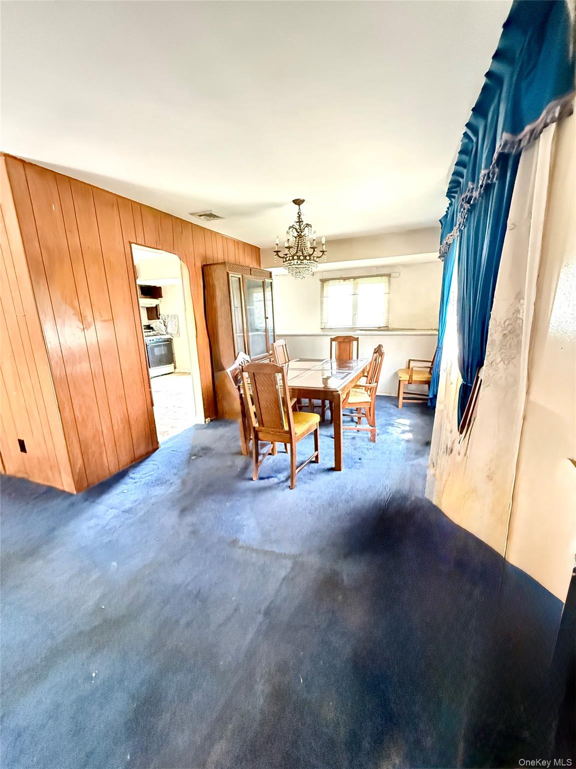 411 Mayflower Avenue – For Sale photo 5