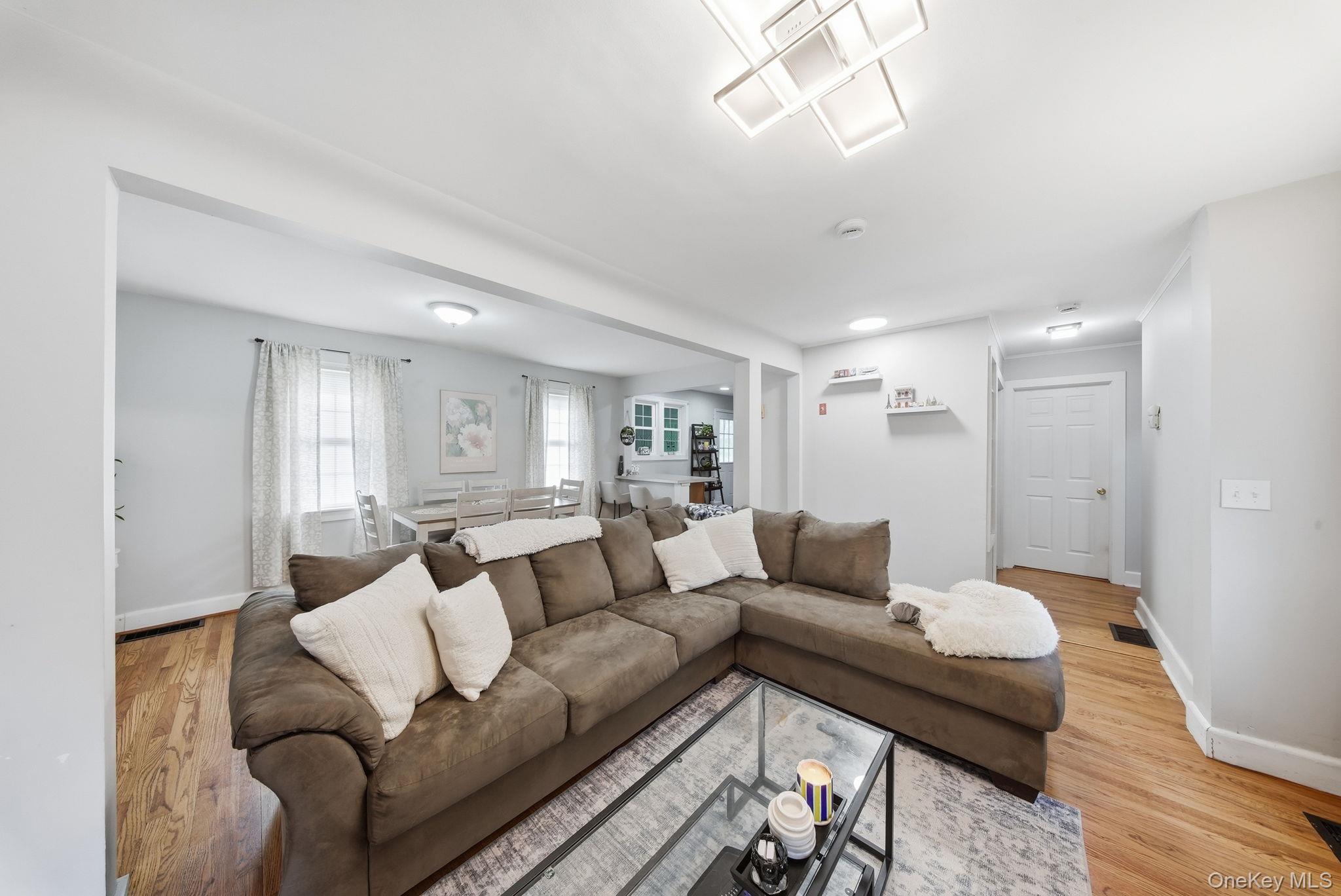 124 Bower Road – For Sale photo 2