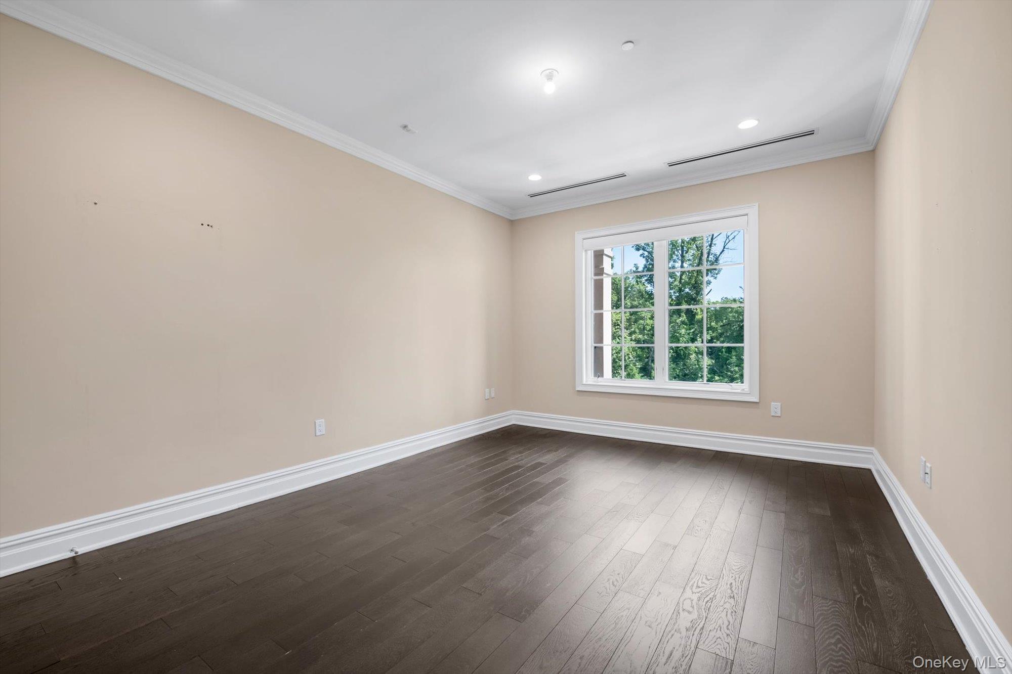 3000 Royal Court, Unit 3107 photo 8