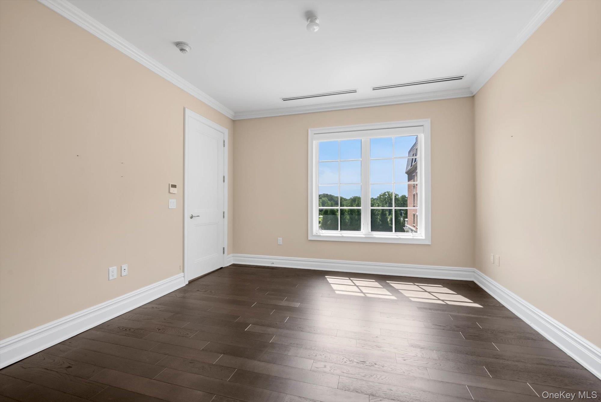 3000 Royal Court, Unit 3107 photo 11