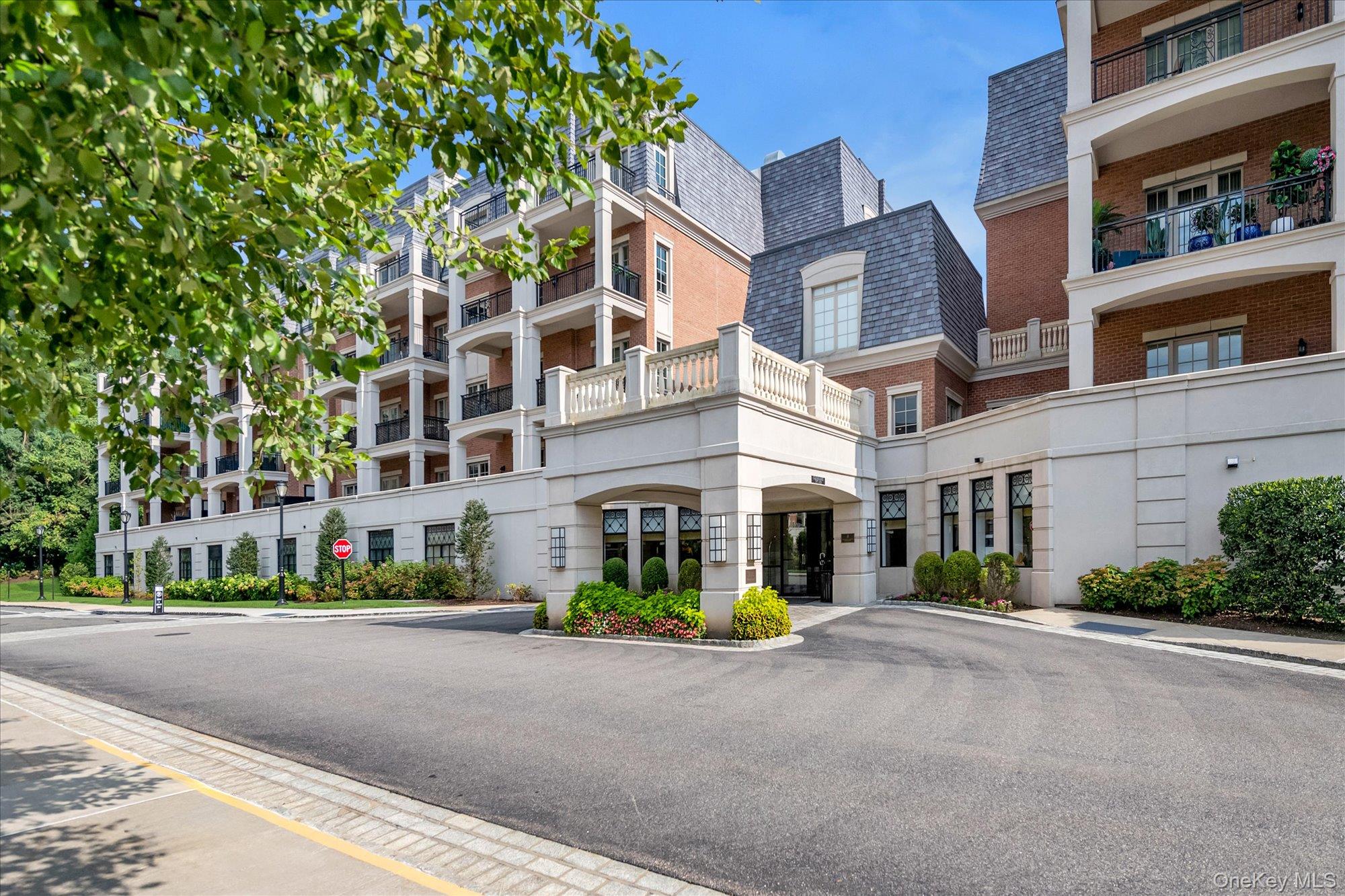 3000 Royal Court, Unit 3107