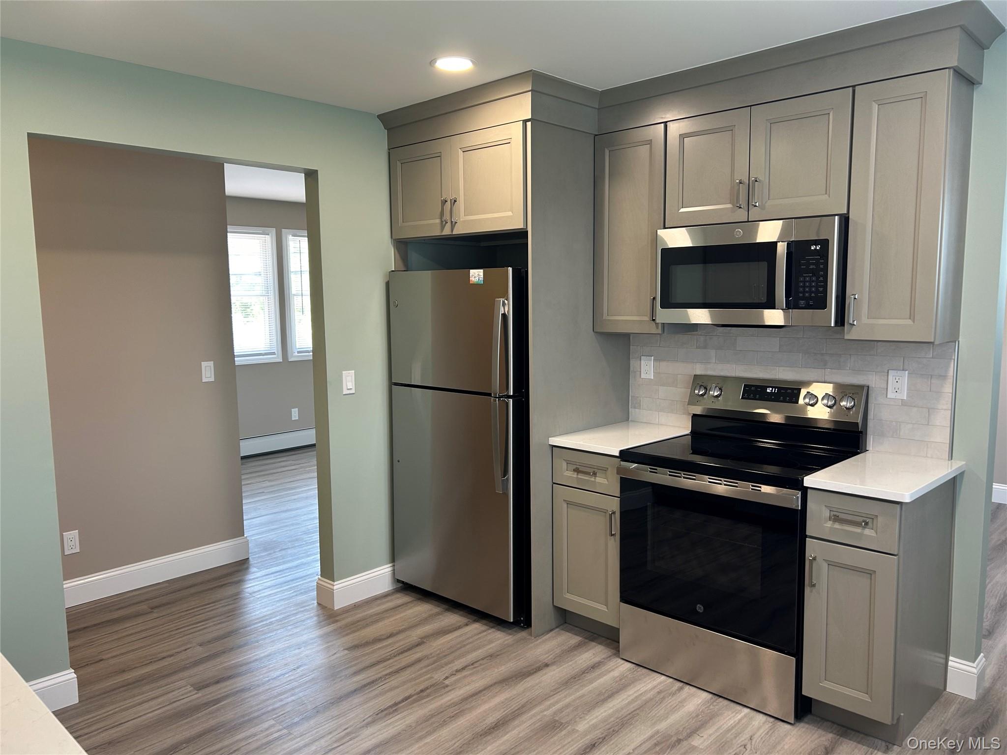 85 Ralph Avenue, Unit 2